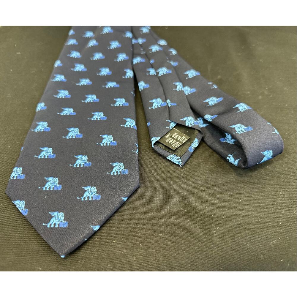 Filograna Uomo Navy 100% Silk Tie with Blue Winged Lions Holding Books
